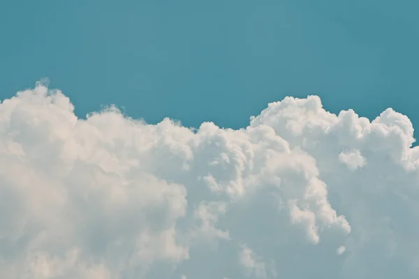 Retro Blue Ουρανό Σύννεφα Φόντο Της Φύσης Ρεαλιστική Blue Sky — Φωτογραφία Αρχείου