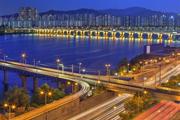 Seul manzarası, Kore