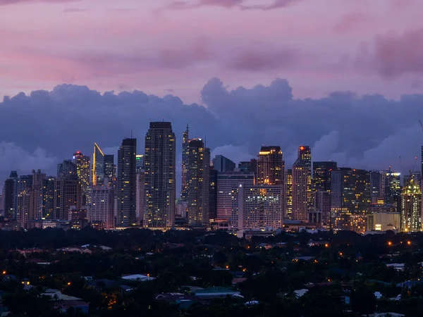 Makati Metro Manila Filipinas Jan 2016 Tarde Skyline Con Cielo — Foto de Stock