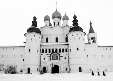 Kilisenin diriliş ve kutsal kapıları Rostov Velikiy, Rusya