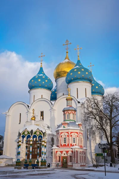 Chrám Nanebevzetí Nejsvětější Trojice Lavra St. Sergius Sergiyev Posad, Rusko — Stock fotografie