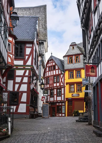 LIMBURG AN DER LAHN,HESSE/GERMANY - MARCH12,2018: Mediaeval timber-frame houses on the Fischmarkt in the Old Town — Stock Photo, Image