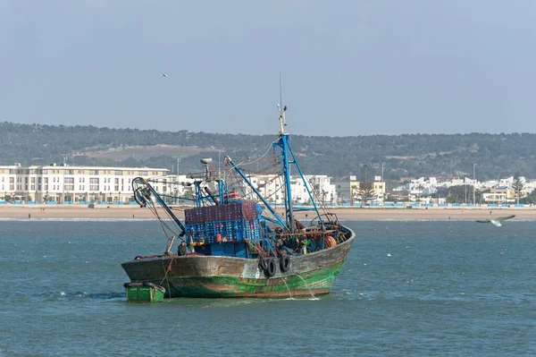 Essaouira Morocco Março 2014 Barco Pesca Marroquino Sai Porto — Fotografia de Stock