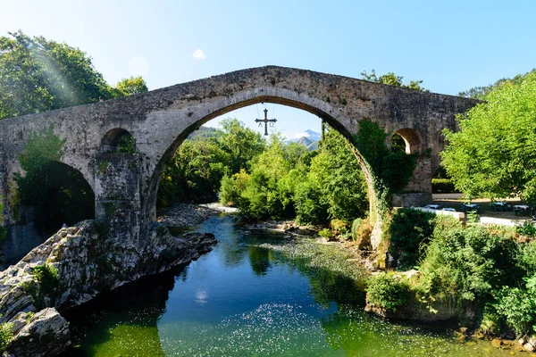 Eski Roma taş köprü