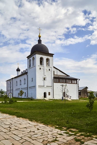 Isla-ciudad de Sviyazhsk. Iglesia de Sergio — Foto de Stock