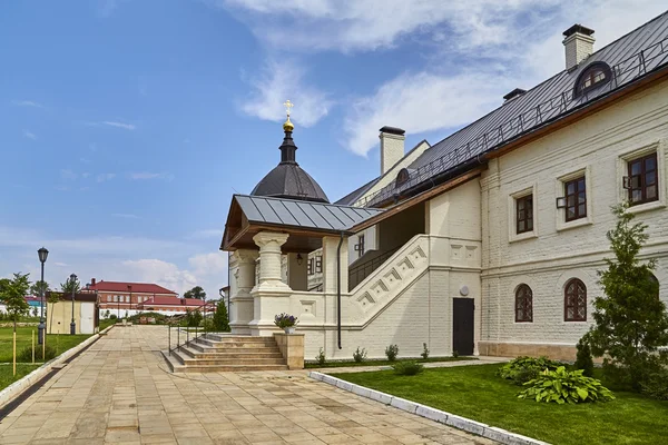 Isla-ciudad de Sviyazhsk. Monasterio de la Santa Dormición Sviazhsky — Foto de Stock