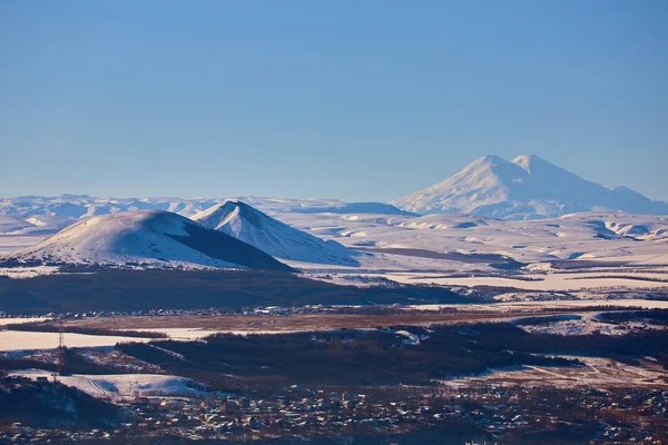 Kuzey Kafkasya. Pyatigorsk. Dağlar. Elbrus