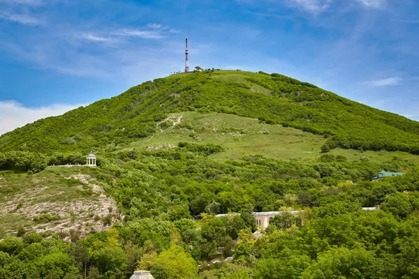 Πιατιγκόρσκ. Όρος Mashuk. Πύργος Τηλεόρασης — Φωτογραφία Αρχείου