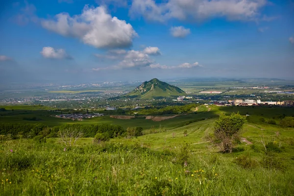 Cáucaso Norte. La ciudad de Lermontov — Foto de Stock