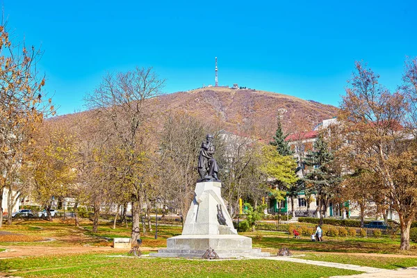 Nordkaukasus. Pjatigorsk. Denkmal für den Dichter Lermontov — Stockfoto