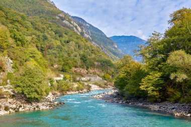 Dağ Abhazya. Göller ve nehirler