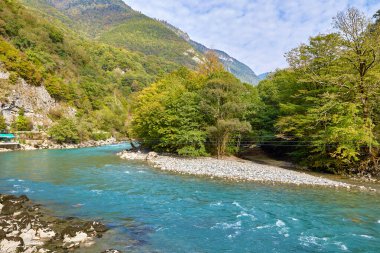 Dağ Abhazya. Göller ve nehirler