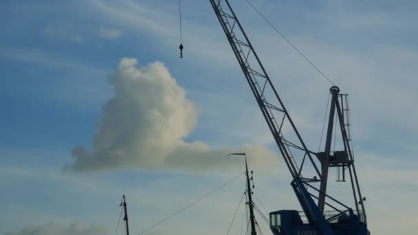 A crane cabin, boat masts — Stock Video