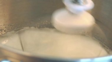 Elektrik çırpıcı çırpma aletleri beyaz krem 