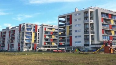 insanlar ve modern konutlar Bahçesi 