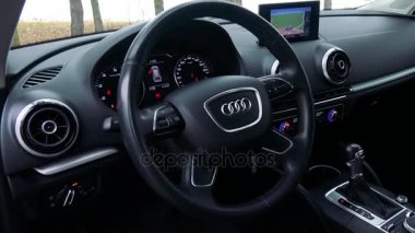 Lüks bir araba modern iç 