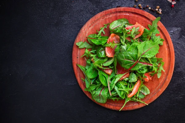 Gezonde Saladebladeren Mix Zalm Tonijn Heerlijke Snack Menu Concept Voedselachtergrond — Stockfoto