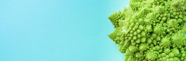 Romanesco karnabahar lahanası (lezzetli sebze, vitamin diyeti) menü konsepti. Yemek geçmişi. Üst Manzara. Boşluğu kopyala