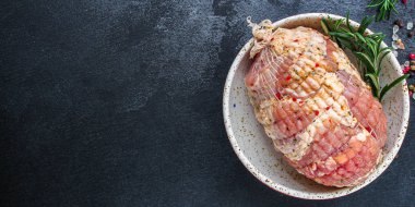 Kızartma ağında köfte (lezzetli ve sağlıklı et yemeği) menü konsepti. Geçmişi. Üst Manzara. Boşluğu kopyala