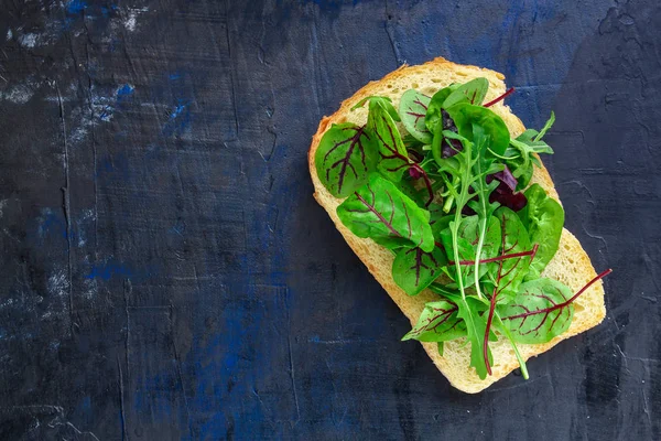 Sandwichblätter Mischen Kopfsalat Microgreen Köstlicher Snack Vegetarisch Menü Konzept Hintergrund — Stockfoto