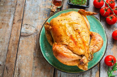 fırında tavuk, şenlik masası (tavuk ya da hindi) menü konsepti. Üst Manzara. metin için boşluk kopyala