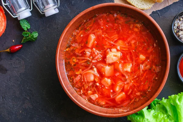 Красный Томатный Суп Овощи Мясо Борщ Меню Концепции Кето Палео — стоковое фото