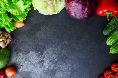Sağlıklı sebzeler, çiğ organik çeşitlilik taze meyve menüsü konsepti. metin, keto veya paleo diyeti için arkaplan görünümü kopyalama alanı