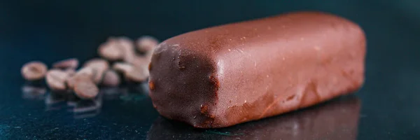 Queijo Coalhado Gelo Chocolate Com Recheio Frutas Sobremesa Doceconceito Menu — Fotografia de Stock