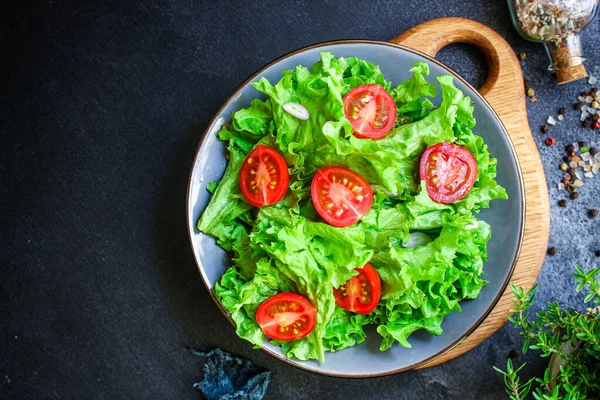 Σαλάτα Λαχανικά Μαρούλι Και Ντομάτα Menu Έννοια Υγιεινή Διατροφή Τρόφιμα — Φωτογραφία Αρχείου