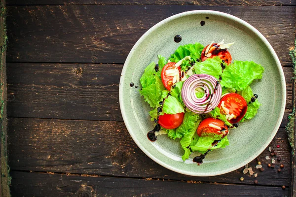 Ensalada Saludable Hojas Mezclan Ensalada Mezcla Micro Verduras Pepino Tomate — Foto de Stock