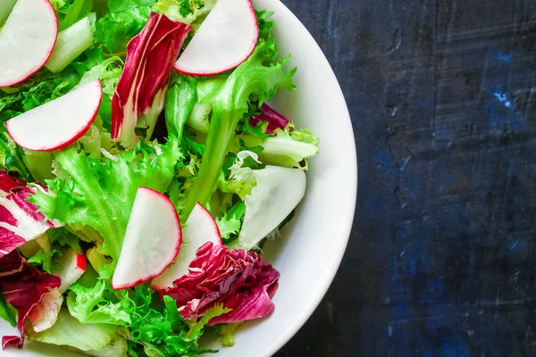 Healthy Salad Leaves Mix Salad Mix Micro Greens Vegetable Snack — Stock Photo, Image