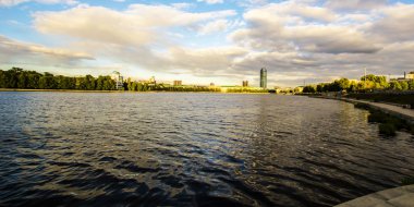 Ekaterinburg. Şehir su birikintisi çıkabilir .