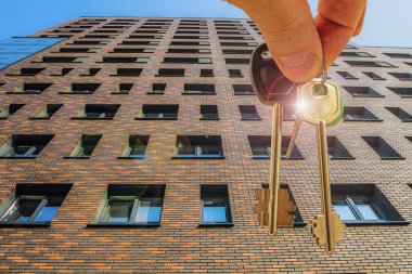 Evin cephe arka planda dairenin anahtarları. o kavramı satış emlak piyasası .