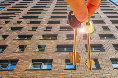 Evin cephe arka planda dairenin anahtarları. o kavramı satış emlak piyasası .