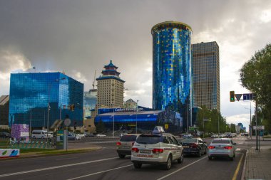 Kazakistan. Astana. Şehir merkezinde iş çeyrek .