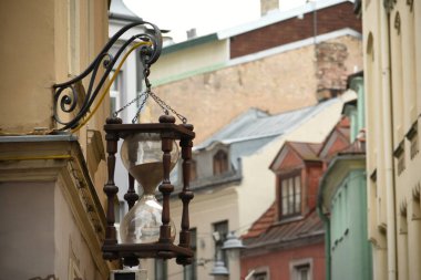 Riga 'nın Eski Kasabası' nın sokaklarında kum camı var.