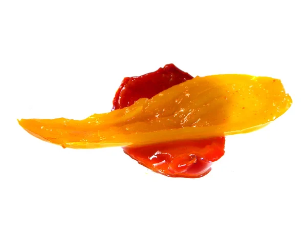 Röd paprika isolerad på vit bakgrund — Stockfoto