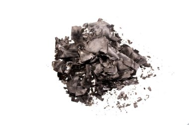 kül beyaz arkaplanda izole edildi