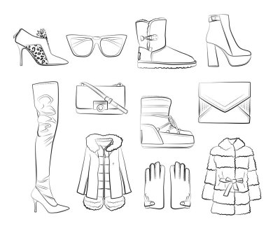 Kışlık giysiler ve aksesuarlar beyaz arka planda izole edilmiş. Siyah ve beyaz renkler. Şapka, fular, ayakkabılar, güneş gözlükleri, çantalar, debriyaj, kürk manto, ceket, botlar. Sonbahar ve bahar kadın kıyafetleri