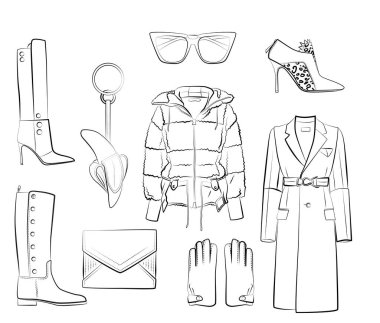 Kışlık giysiler ve aksesuarlar beyaz arka planda izole edilmiş. Siyah ve beyaz renkler. Şapka, fular, ayakkabılar, güneş gözlükleri, çantalar, debriyaj, kürk manto, ceket, botlar. Sonbahar ve bahar kadın kıyafetleri