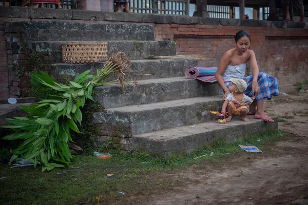Tenganan, Bali / Endonezya - 25 Mayıs 2018: Tenganan bali köyünde uyum ortamı