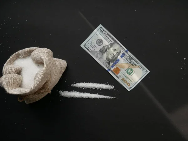Zucchero Sembra Cocaina Divisa Percorsi Sfondo Nero Concetto Dipendenza Zucchero — Foto Stock