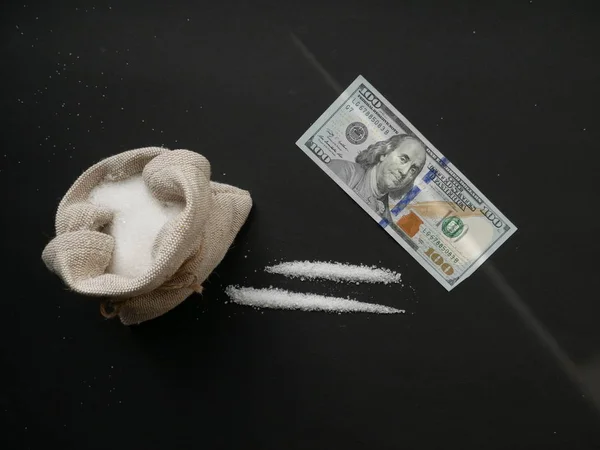 Azúcar Parece Cocaína Dividida Caminos Sobre Fondo Negro Concepto Adicción —  Fotos de Stock