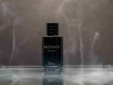 Dior 'dan Sosisli Parfüm. Fransız Moda Evi Christian Dior 'dan 