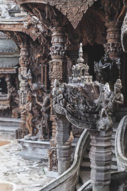  Gerçek Tayland Phatthaya kutsal