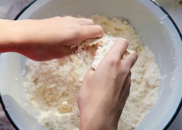Ev yapımı pişirme, mutfak sahnesi