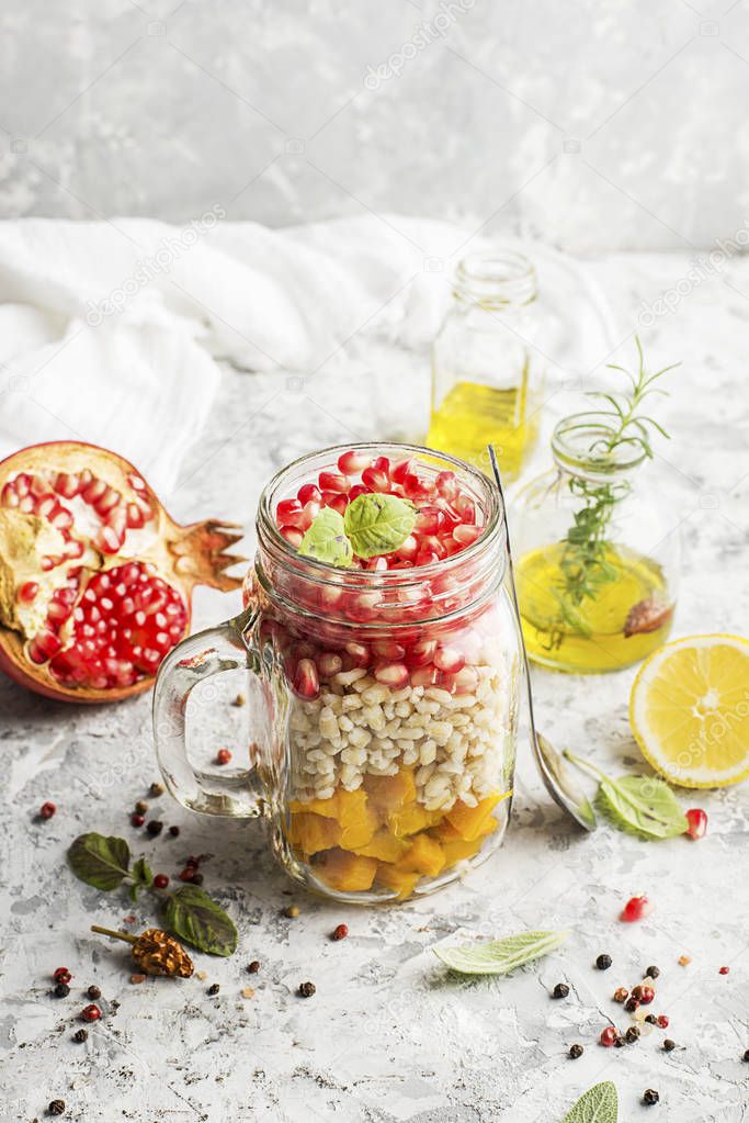 Salad with pearl barley