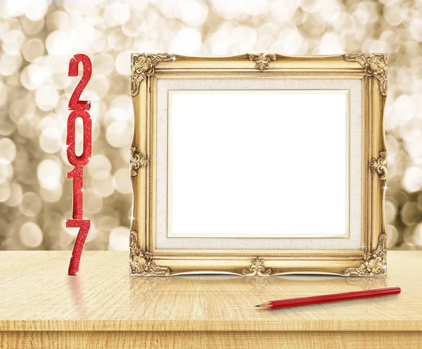 Leere goldene Vintage-Rahmen mit rotem Glanz 2017 Neujahr und re — Stockfoto