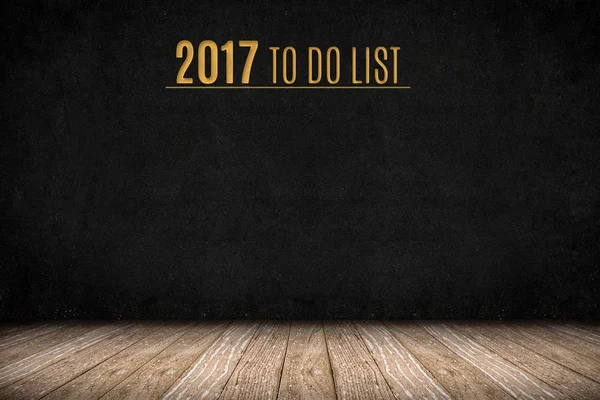 2017 para hacer la lista de texto de oro en la pared de pizarra en piso de madera — Foto de Stock