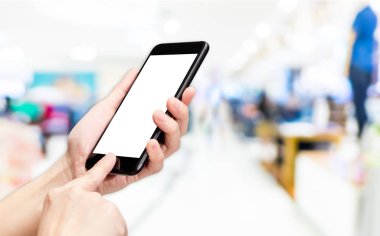 El tıklatın bulanıklık mağaza arka plan bokeh ışık, W ile cep telefonu